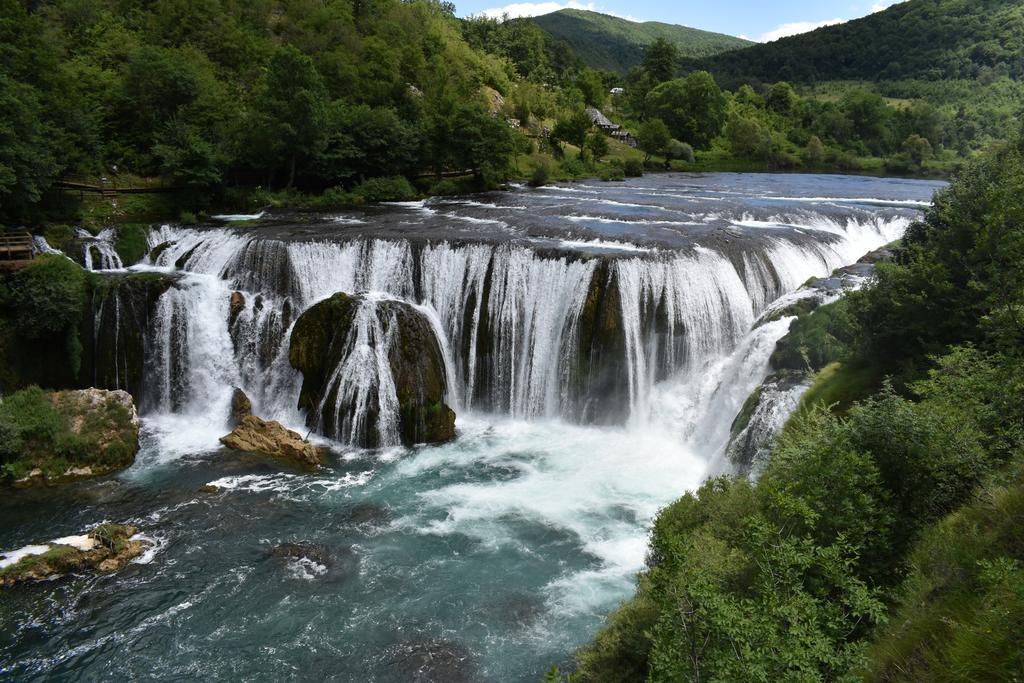 Rooms Vuksa Donji Lapac Экстерьер фото